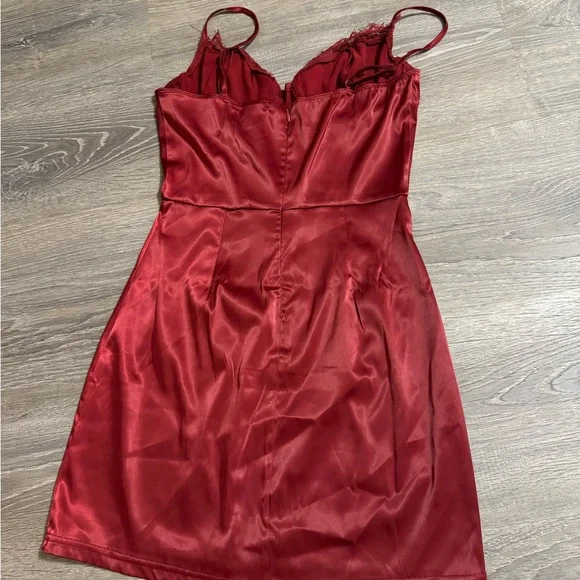 GUESS Satin Mini Dress NWT - Picture 4 of 5